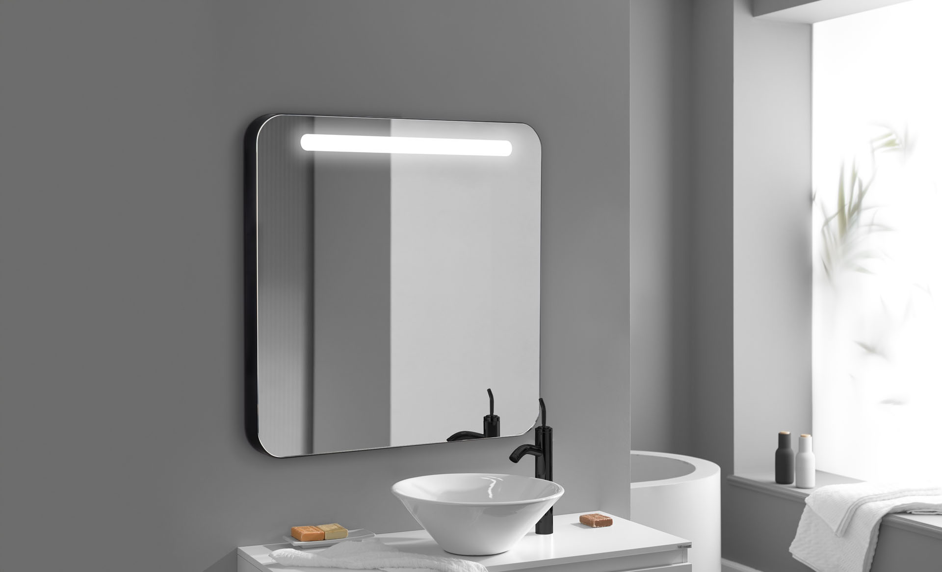 Espejo con luz LED Uma (75 cm.) - Focco 